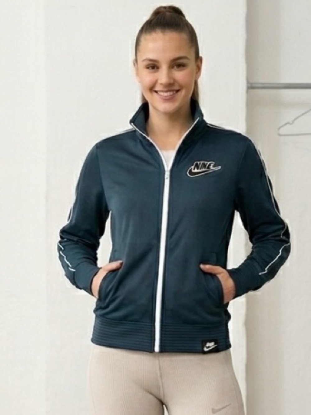 Nike Women's Pre-Gamer Teal Vintage Y2K Style Jacket - Size S